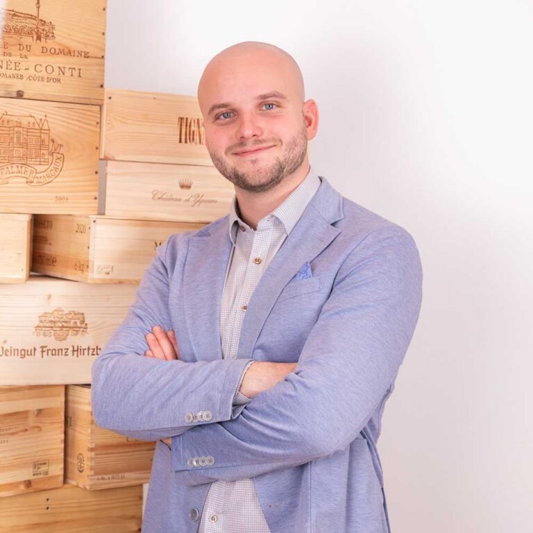 Wine Wallet Team Raphael